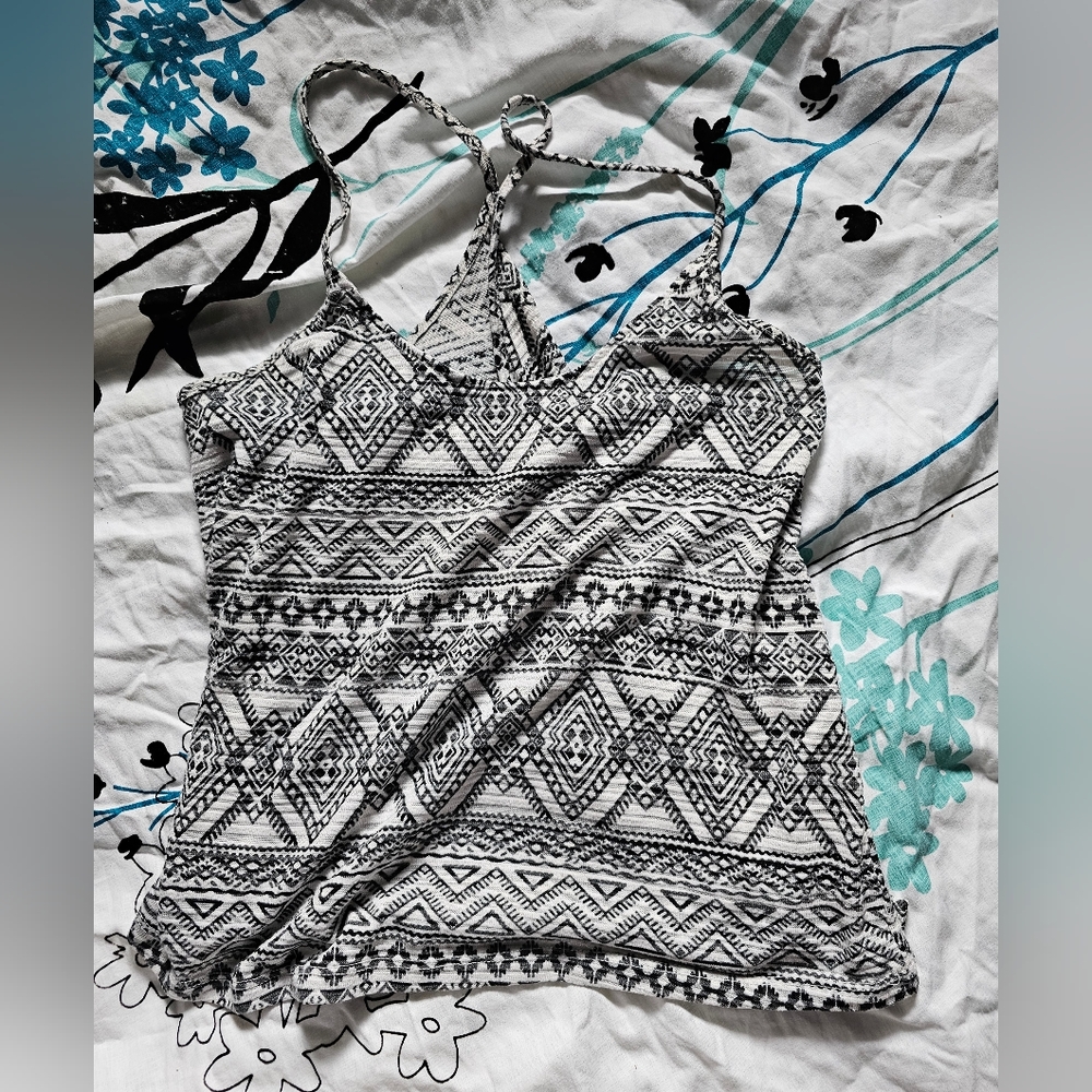 🎁 3 for$15 🎁 forever 21 shirt